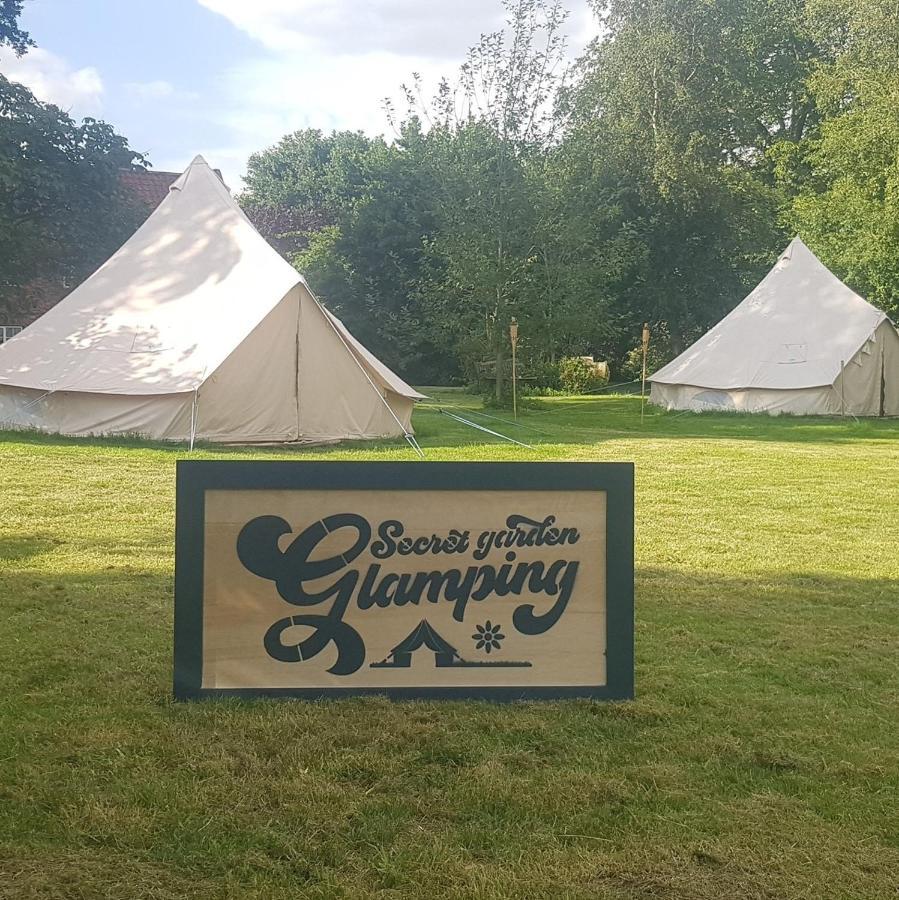 Secret Garden Glamping African Themed Tent Newark-on-Trent Zewnętrze zdjęcie
