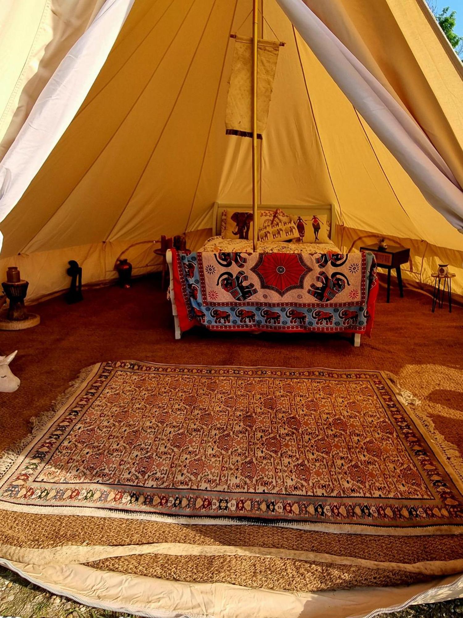 Secret Garden Glamping African Themed Tent Newark-on-Trent Zewnętrze zdjęcie