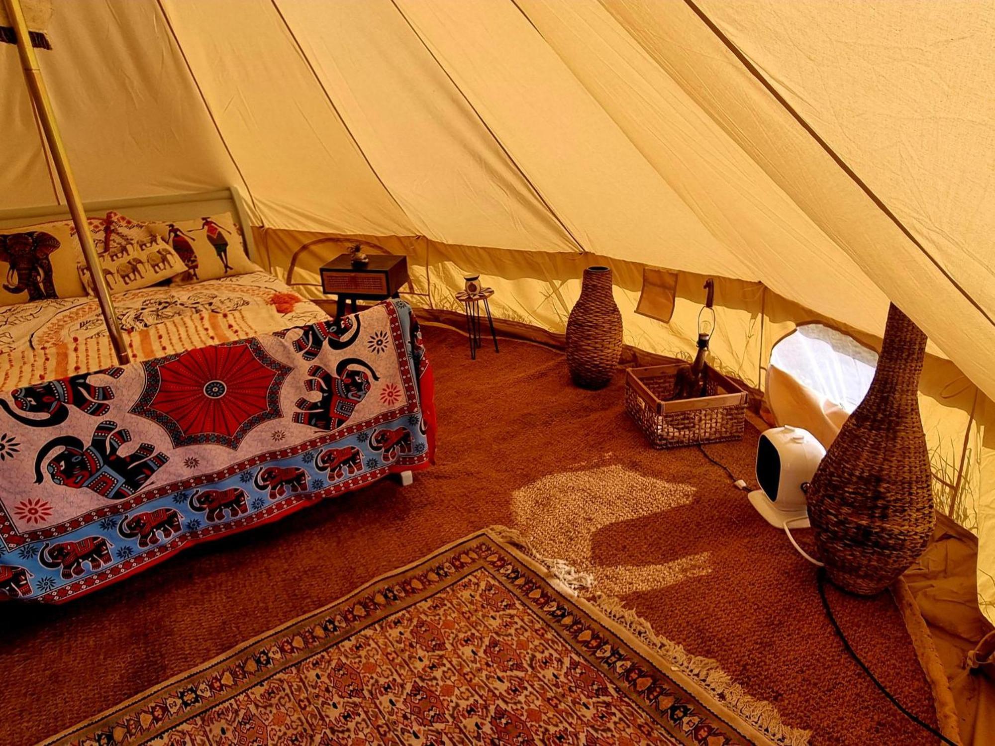 Secret Garden Glamping African Themed Tent Newark-on-Trent Zewnętrze zdjęcie